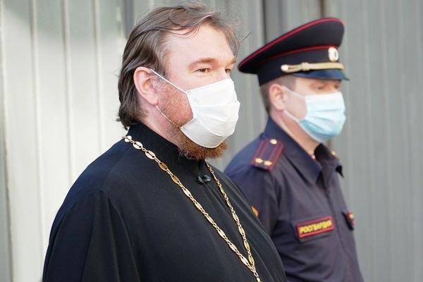 Представитель Архангельской епархии рассказал росгвардейцам о празднике Крещения Руси