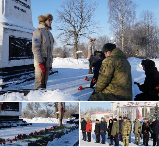 Офицер Росгвардии по Архангельской области принял участие в церемонии возложения цветов к памятнику жертвам интервенции 1918-1920 годов
